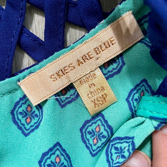 Skies are Blue Dress - Picture 2 of 5